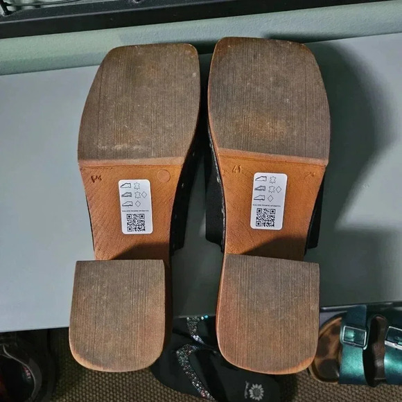 Asos Design | BLACK Suede Clogs Mules with Antique Gold  Tone Studs - Picture 6 of 11